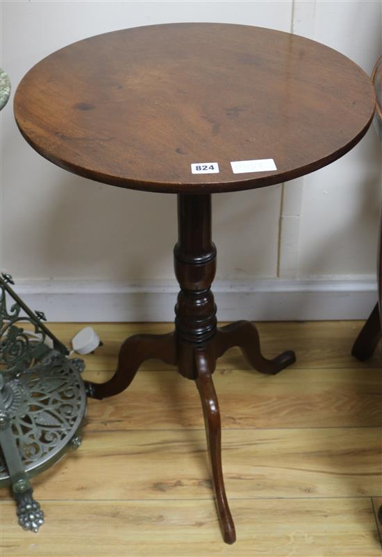 A George III tripod table, W.51cm